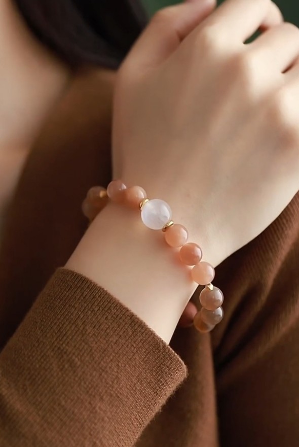 Herbal Crystal Bracelet - Slumbering in Grace (Multi Medicinal Scented Beads)